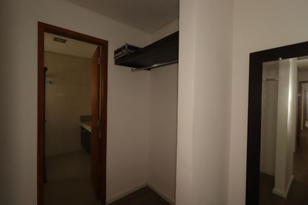 Casa para alugar com 115m², 3 quartos e 2 vagasSuíte - Closet