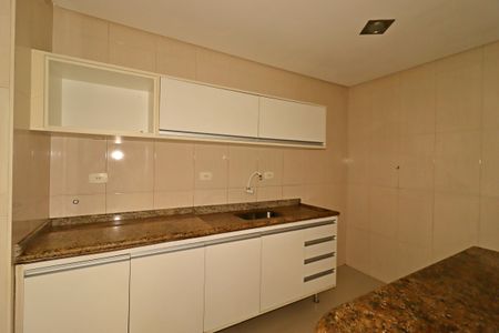 Casa para alugar com 115m², 3 quartos e 2 vagasCozinha