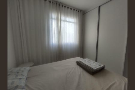 Apartamento à venda com 75m², 3 quartos e 1 vagaQuarto