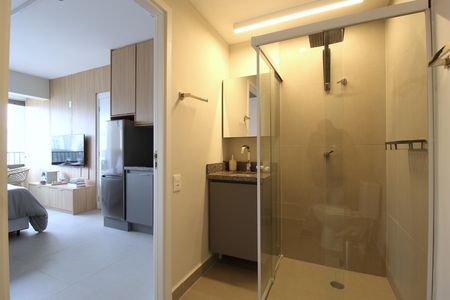 Banheiro de kitnet/studio à venda com 1 quarto, 25m² em Vila Olímpia, São Paulo