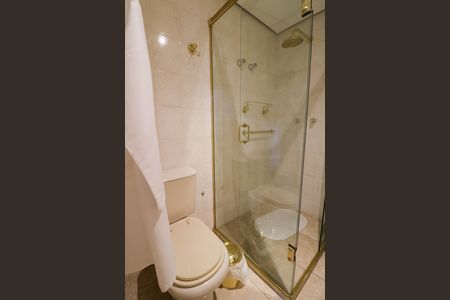 Apartamento à venda com 188m², 4 quartos e 3 vagas Apartamento à venda com 188m², 4 quartos e 3 vagasBanheiro da Suíte 3