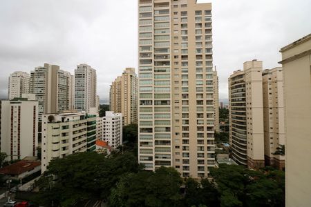 Apartamento à venda com 188m², 4 quartos e 3 vagas Apartamento à venda com 188m², 4 quartos e 3 vagasSuíte 2