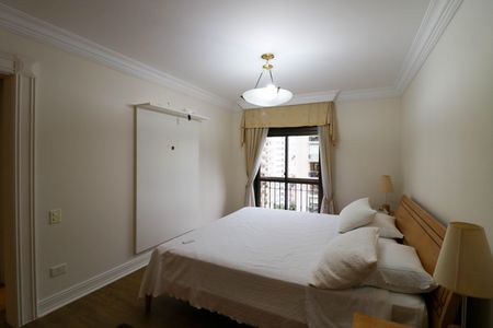 Apartamento à venda com 188m², 4 quartos e 3 vagas Apartamento à venda com 188m², 4 quartos e 3 vagasSuíte 3 e 4