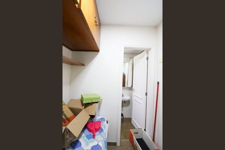Apartamento à venda com 188m², 4 quartos e 3 vagas Apartamento à venda com 188m², 4 quartos e 3 vagasSuíte de serviço