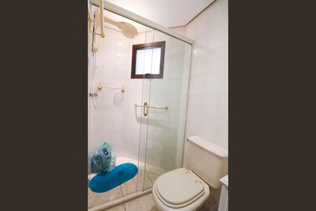Apartamento à venda com 188m², 4 quartos e 3 vagas Apartamento à venda com 188m², 4 quartos e 3 vagasBanheiro da Suíte 1