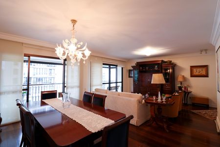 Sala de apartamento à venda com 4 quartos, 188m² em Campo Belo, São Paulo