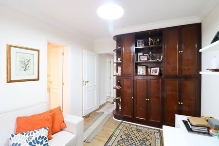 Apartamento à venda com 188m², 4 quartos e 3 vagas Apartamento à venda com 188m², 4 quartos e 3 vagasSuíte 1