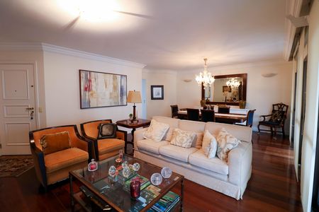 Sala de apartamento à venda com 4 quartos, 188m² em Campo Belo, São Paulo