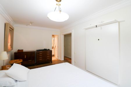 Apartamento à venda com 188m², 4 quartos e 3 vagas Apartamento à venda com 188m², 4 quartos e 3 vagasSuíte 3 e 4
