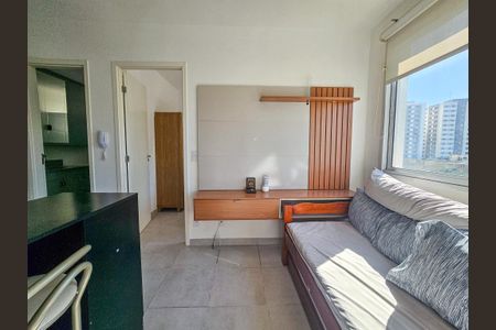 Sala de apartamento para alugar com 2 quartos, 39m² em Santo Amaro, São Paulo