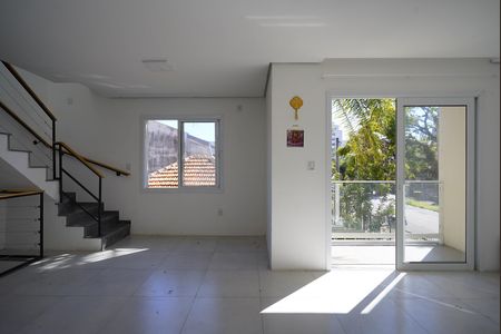 Sala de casa de condomínio para alugar com 3 quartos, 122m² em Glória, Porto Alegre