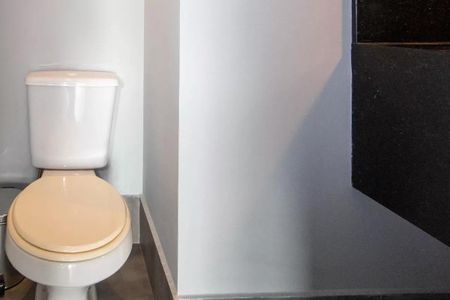 Apartamento para alugar com 95m², 2 quartos e 2 vagas Apartamento para alugar com 95m², 2 quartos e 2 vagasBanheiro 2
