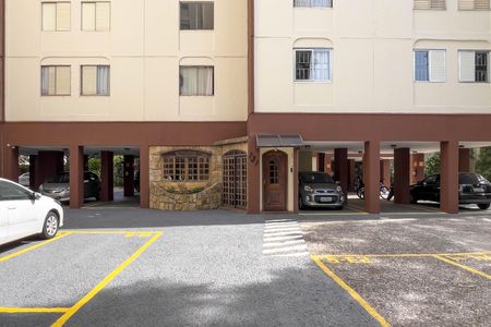 Apartamento para alugar com 84m², 3 quartos e 1 vaga Apartamento para alugar com 84m², 3 quartos e 1 vagaFachada