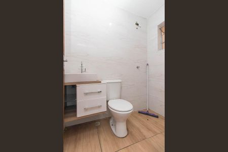Casa para alugar com 50m², 1 quarto e 1 vaga Casa para alugar com 50m², 1 quarto e 1 vagaBanheiro
