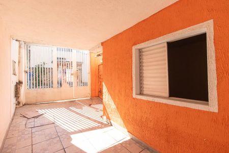 Casa para alugar com 50m², 1 quarto e 1 vaga Casa para alugar com 50m², 1 quarto e 1 vagaGaragem