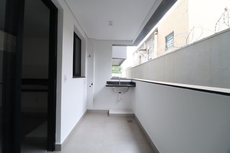 Sacada de apartamento para alugar com 2 quartos, 63m² em Daniel Fonseca, Uberlândia