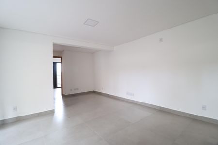 Apartamento para alugar com 63m², 2 quartos e 1 vagaSala/Cozinha
