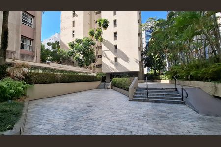 Apartamento à venda com 175m², 4 quartos e 2 vagasEntrada do Prédio