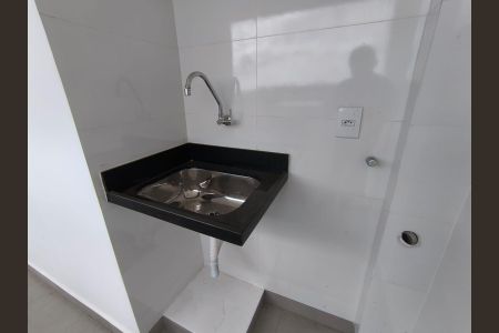 Apartamento para alugar com 68m², 2 quartos e 1 vaga Apartamento para alugar com 68m², 2 quartos e 1 vagaBanheiro do Quarto 1