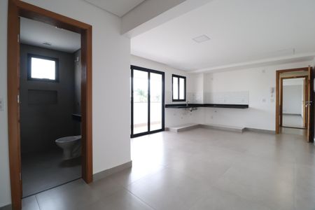Sala/Cozinha de apartamento para alugar com 2 quartos, 68m² em Daniel Fonseca, Uberlândia