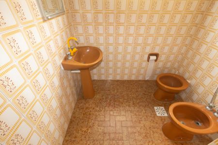 Casa para alugar com 80m², 3 quartos e 2 vagas Casa para alugar com 80m², 3 quartos e 2 vagasBanheiro 1