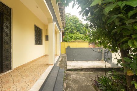 Casa para alugar com 80m², 3 quartos e 2 vagas Casa para alugar com 80m², 3 quartos e 2 vagasVaranda