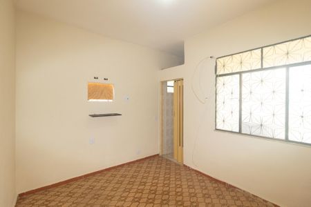 Casa para alugar com 80m², 3 quartos e 2 vagas Casa para alugar com 80m², 3 quartos e 2 vagasSuíte