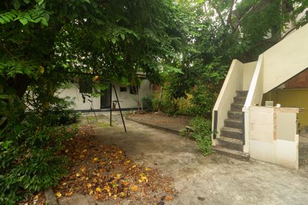 Casa para alugar com 80m², 3 quartos e 2 vagas Casa para alugar com 80m², 3 quartos e 2 vagasQuintal