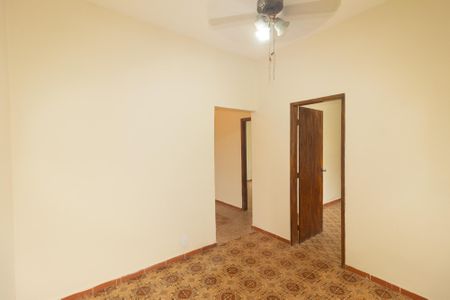 Casa para alugar com 80m², 3 quartos e 2 vagas Casa para alugar com 80m², 3 quartos e 2 vagasSala