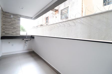 Sacada de apartamento para alugar com 2 quartos, 63m² em Daniel Fonseca, Uberlândia