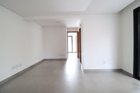Sala/Cozinha de apartamento para alugar com 2 quartos, 63m² em Daniel Fonseca, Uberlândia