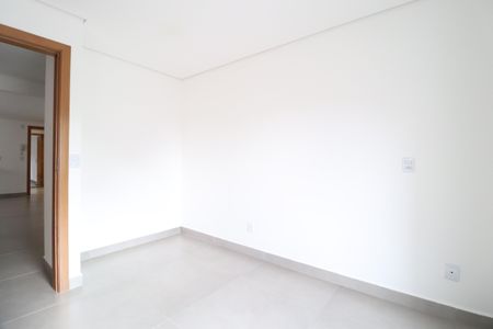 Apartamento para alugar com 63m², 2 quartos e 1 vagaQuarto 2 - Suíte