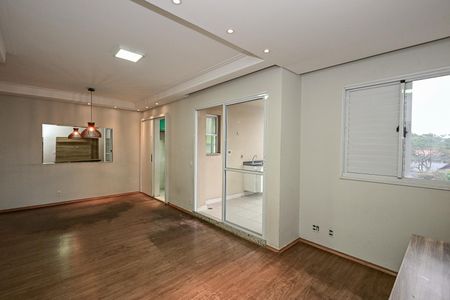 Sala de apartamento para alugar com 2 quartos, 68m² em Super Quadra Morumbi, São Paulo