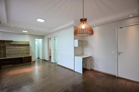 Sala de apartamento para alugar com 2 quartos, 68m² em Super Quadra Morumbi, São Paulo