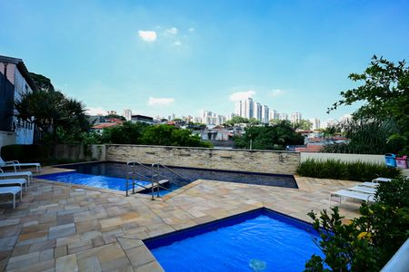 Apartamento à venda com 68m², 2 quartos e 1 vagaPiscina