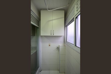 Apartamento à venda com 68m², 2 quartos e 1 vagaÁrea de Serviço 
