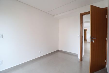 Apartamento para alugar com 63m², 2 quartos e 1 vagaQuarto 2 - Suíte