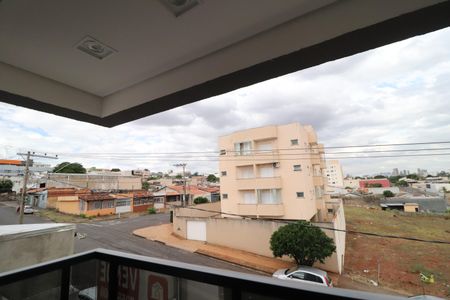 Apartamento para alugar com 63m², 2 quartos e 1 vagaSacada