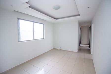 Sala de apartamento para alugar com 3 quartos, 95m² em Centro, Contagem