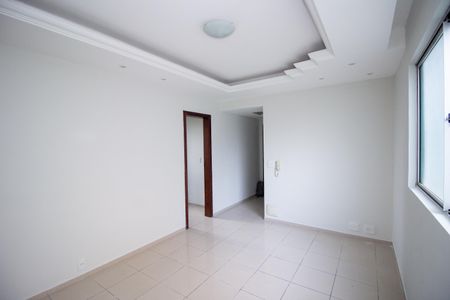 Sala de apartamento para alugar com 3 quartos, 95m² em Centro, Contagem