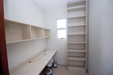 Apartamento para alugar com 95m², 3 quartos e 1 vaga Apartamento para alugar com 95m², 3 quartos e 1 vagaEscritório