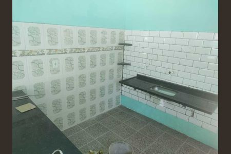 Cozinha de casa para alugar com 2 quartos, 65m² em Magalhães Bastos, Rio de Janeiro