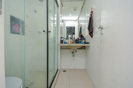 Banheiro de apartamento à venda com 1 quarto, 39m² em Vila Castelo, São Paulo