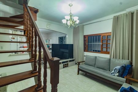 Casa para alugar com 2 quartos, 100m² em Parque Jabaquara, São Paulo