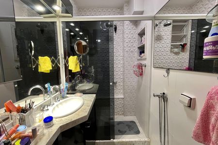Apartamento à venda com 123m², 3 quartos e 1 vagaBanheiro da Suíte