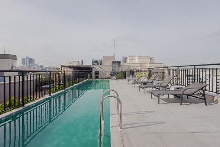 Studio à venda com 26m², 1 quarto e sem vagaPiscina