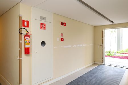 Apartamento para alugar com 35m², 2 quartos e sem vagaÁrea comum - Saguão do prédio