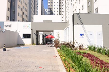 Apartamento para alugar com 35m², 2 quartos e sem vagaPlaca instalada na fachada do condomínio - Código da placa: MURN-884