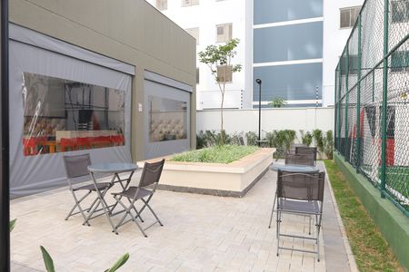 Apartamento para alugar com 35m², 2 quartos e sem vagaÁrea comum - Churrasqueira
