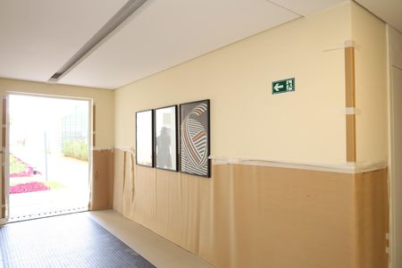 Apartamento para alugar com 35m², 2 quartos e sem vagaÁrea comum - Saguão do prédio